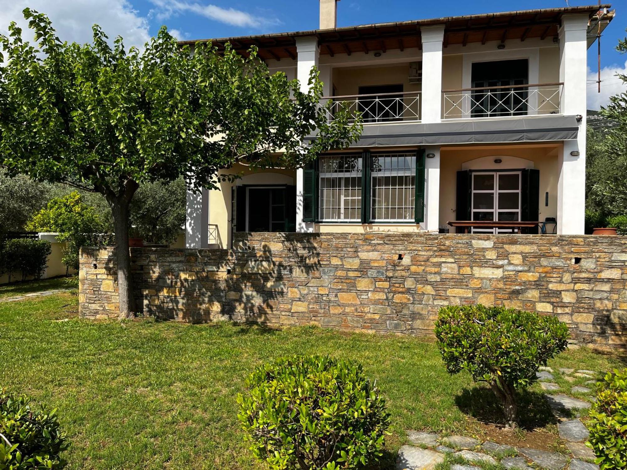 Villa Liana Sourpi Экстерьер фото